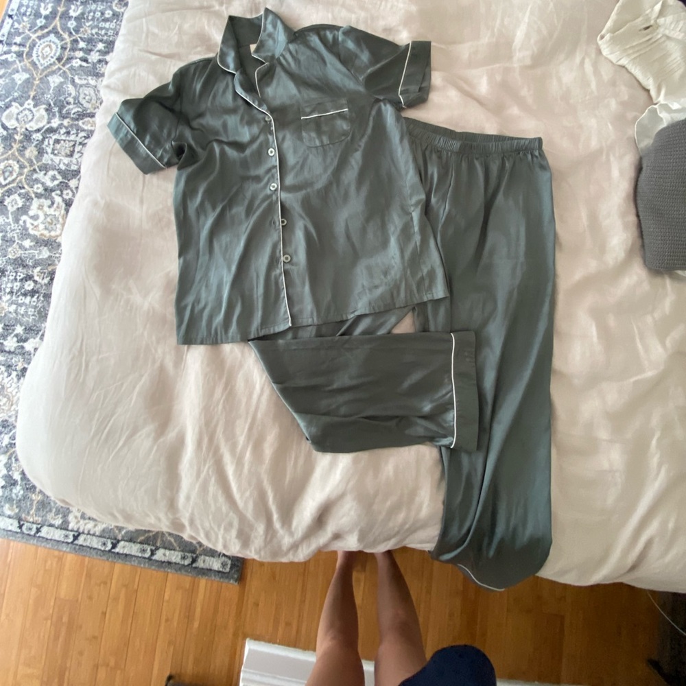 Green satin pajama set (Amazon)